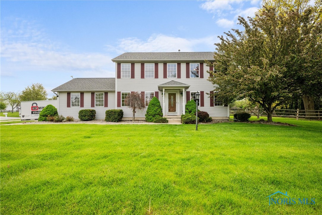 2359 Mckinley Drive, Perrysburg, Ohio image 2