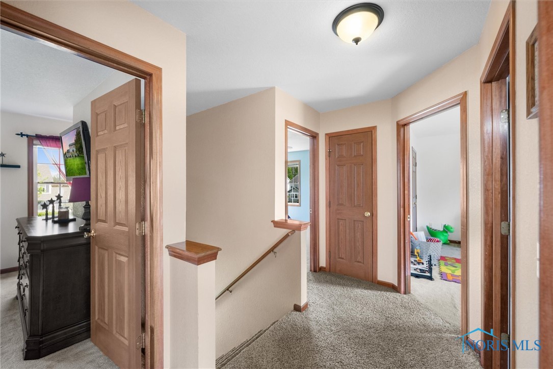 2359 Mckinley Drive, Perrysburg, Ohio image 27