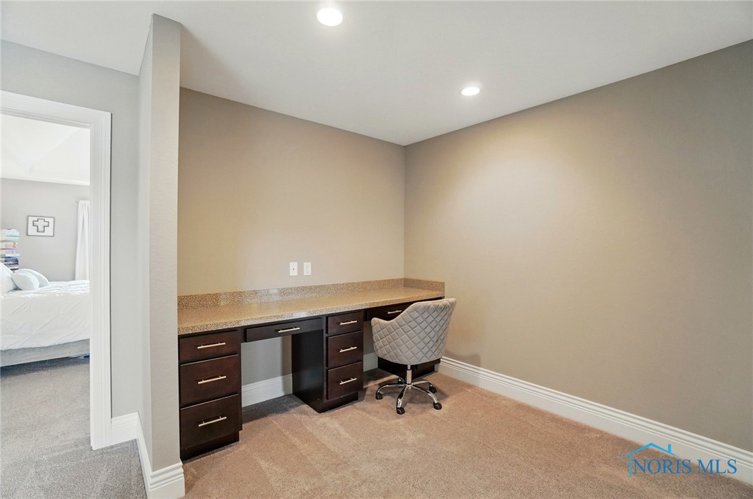 6017 Lilac Way, Monclova, Ohio image 34