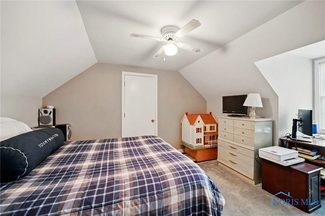 805 N Hill Trail, Findlay, Ohio image 22