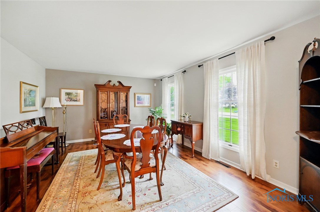 805 N Hill Trail, Findlay, Ohio image 18