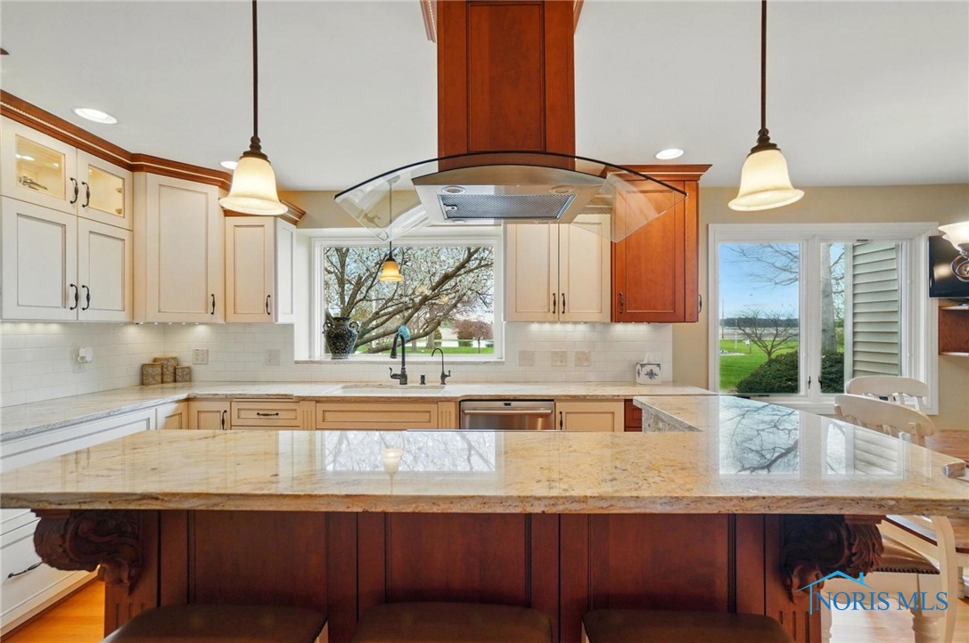 15211 Potter Road, Weston, Ohio image 16