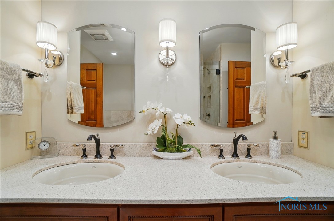 15211 Potter Road, Weston, Ohio image 25