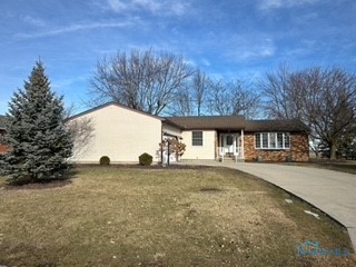 1288 Pinehurst Drive, Defiance, Ohio image 1