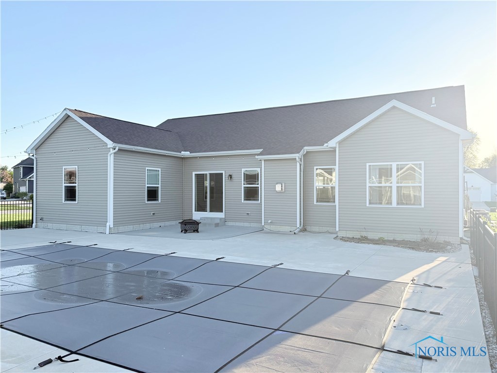 6435 Sydney Drive, Whitehouse, Ohio image 6