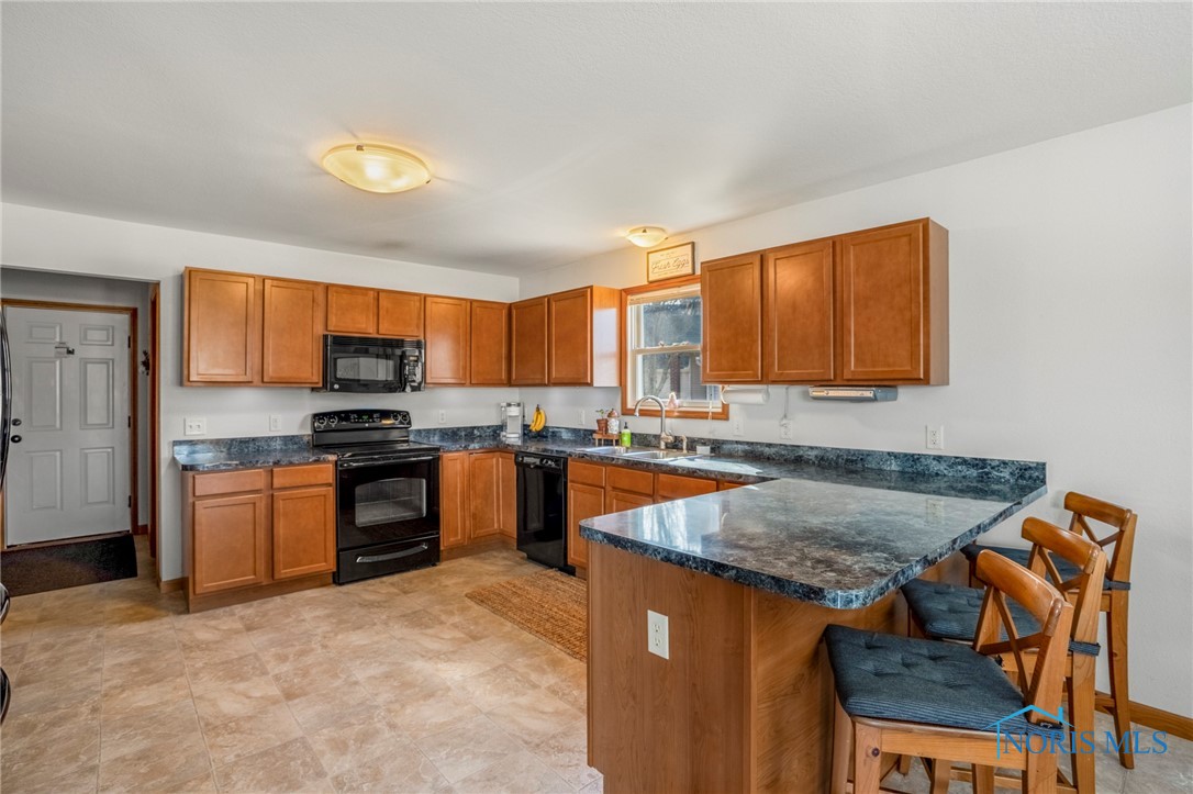 160 Lawai Road, Oregon, Ohio image 9