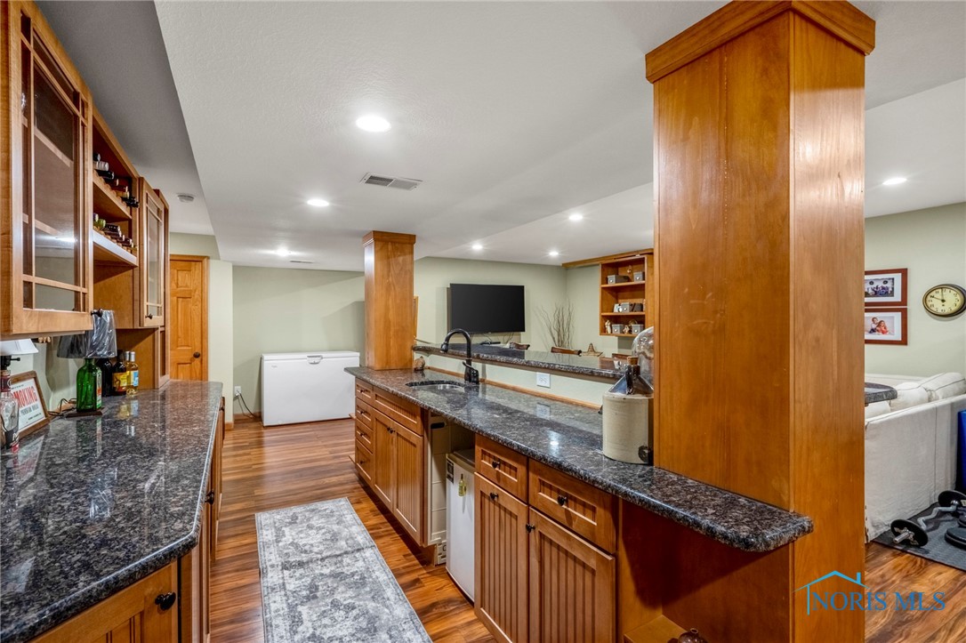 160 Lawai Road, Oregon, Ohio image 27