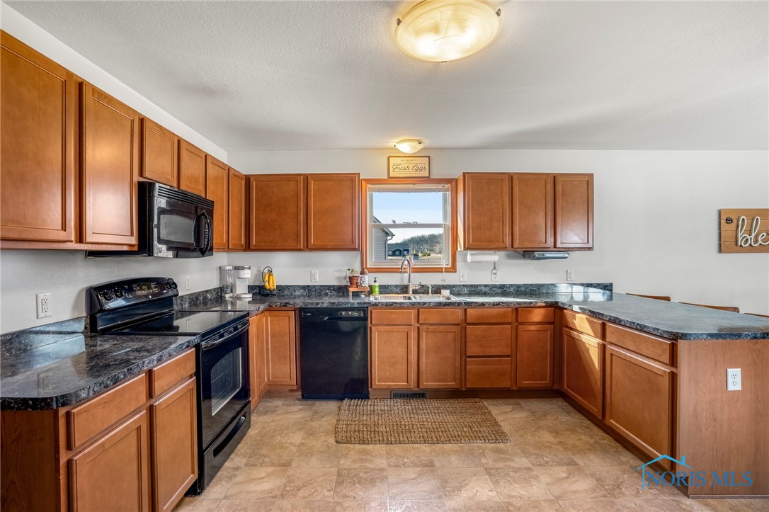 160 Lawai Road, Oregon, Ohio image 10