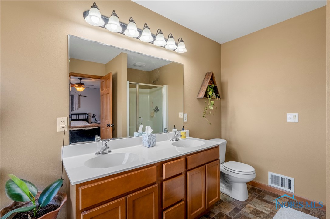 160 Lawai Road, Oregon, Ohio image 19
