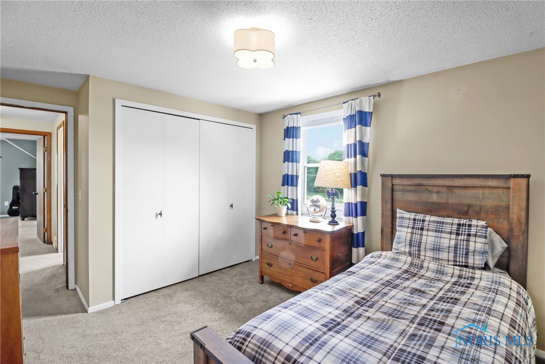 826 Touraine Avenue, Bowling Green, Ohio image 34