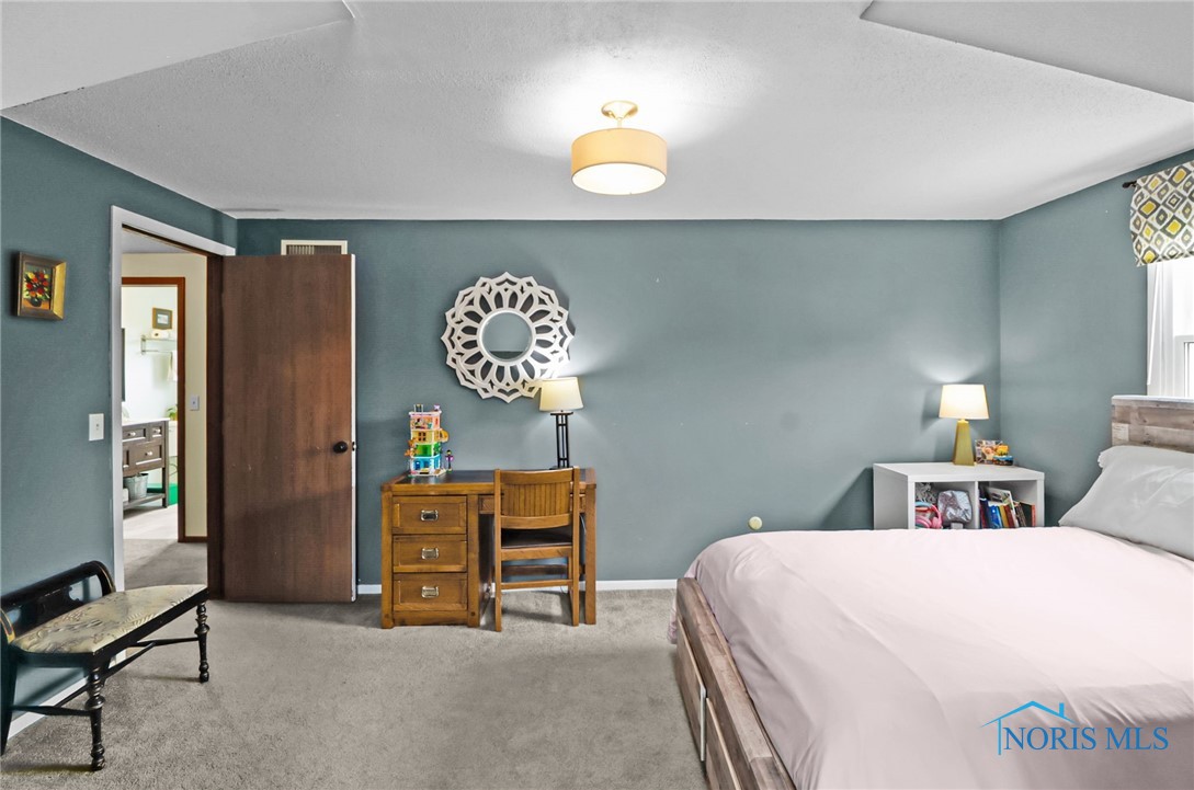 826 Touraine Avenue, Bowling Green, Ohio image 37