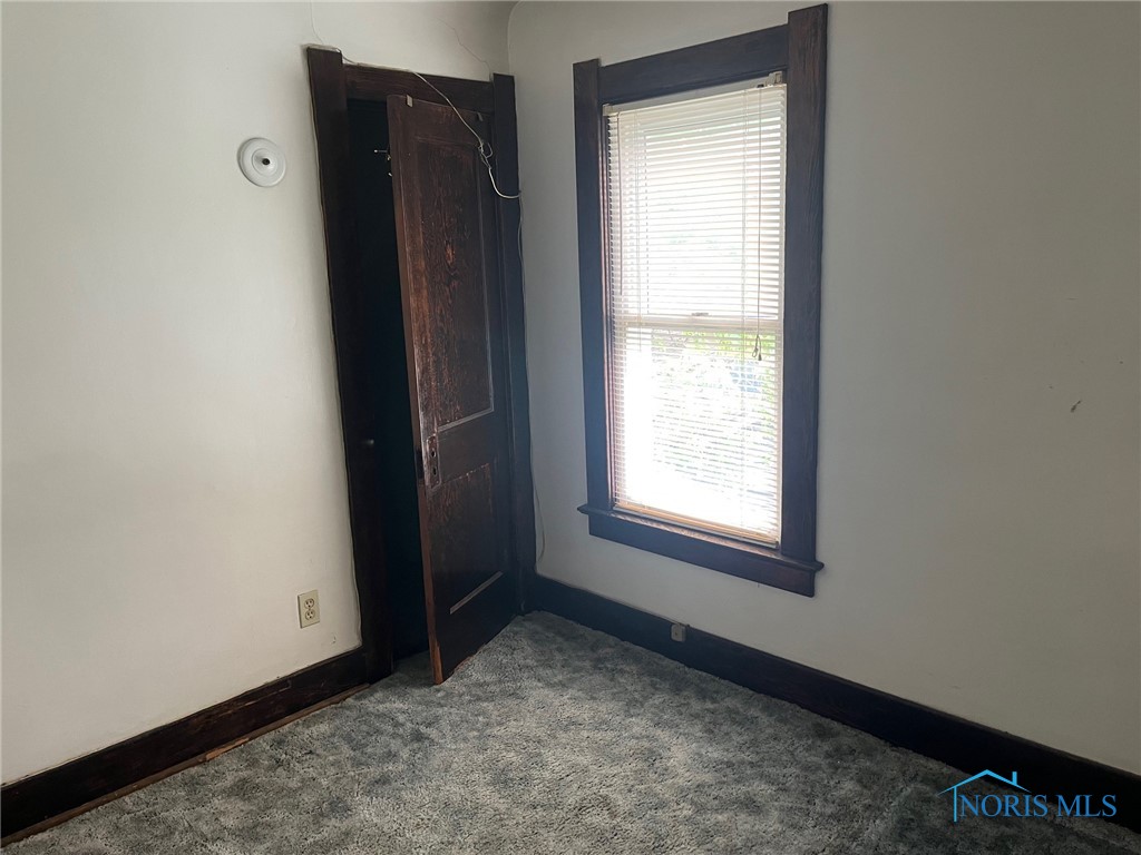 858 Ogden Avenue, Toledo, Ohio image 5