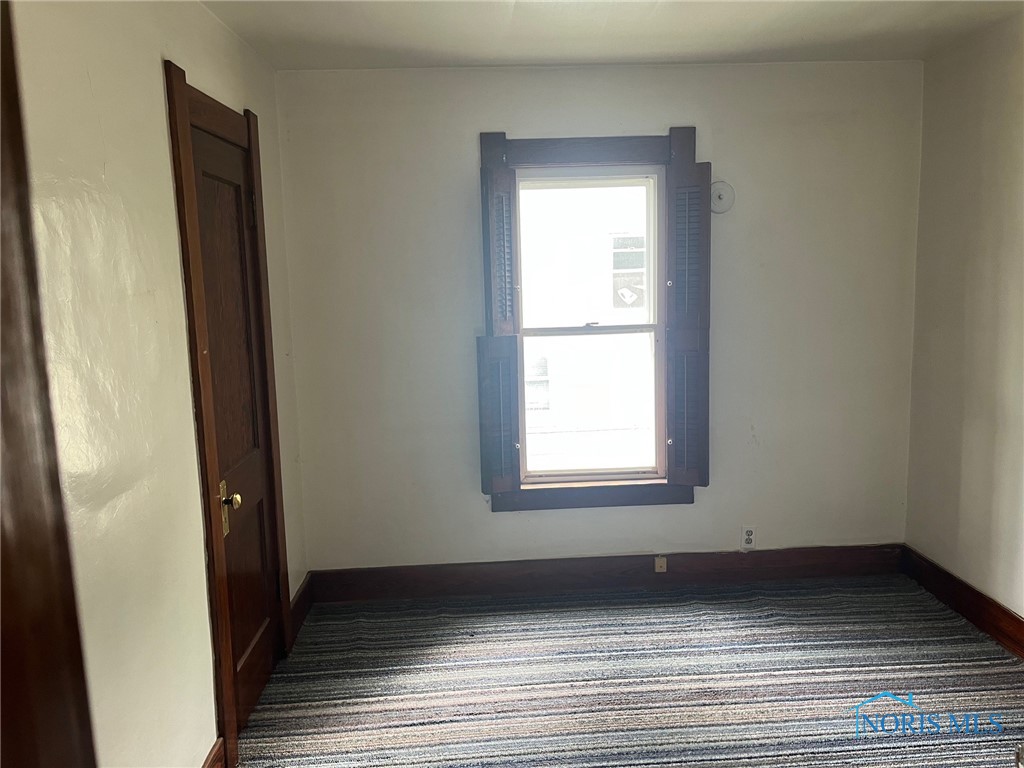858 Ogden Avenue, Toledo, Ohio image 4