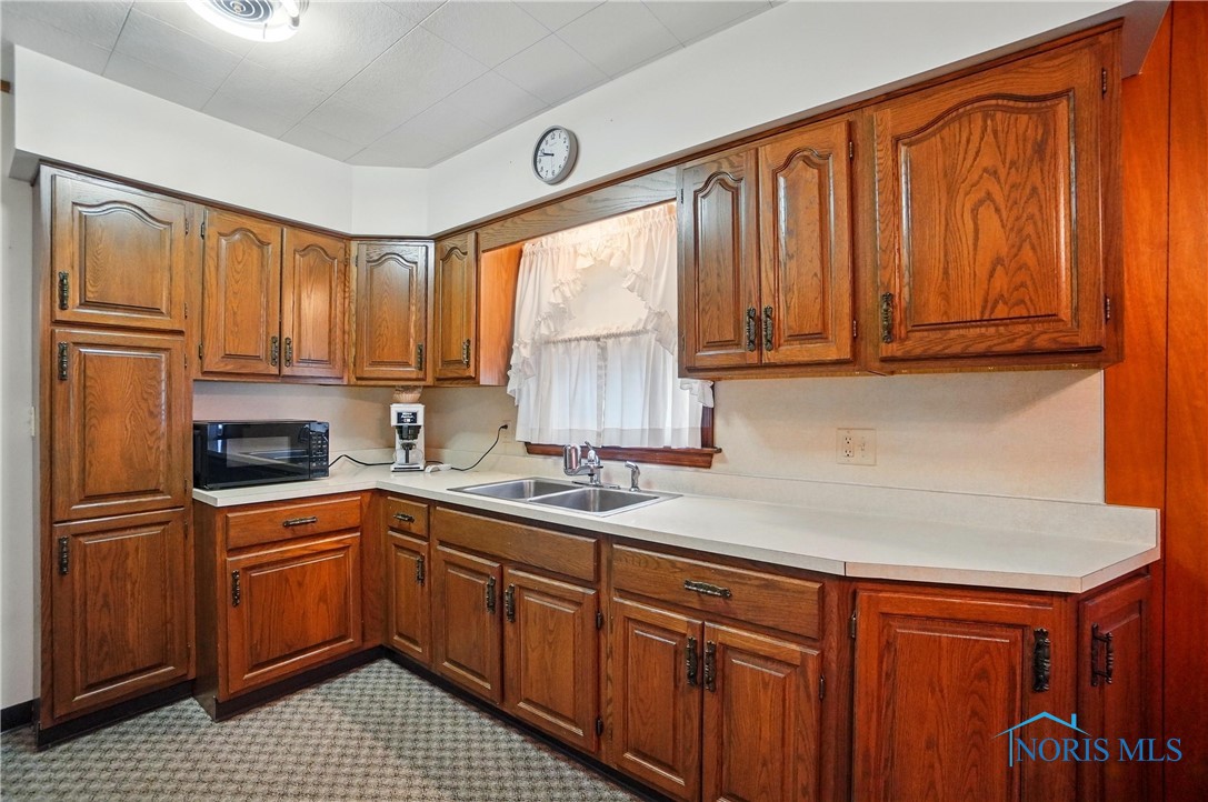 806 W Tiffin Street, Fostoria, Ohio image 10