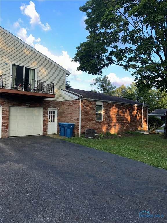 1390 Athena Dr.