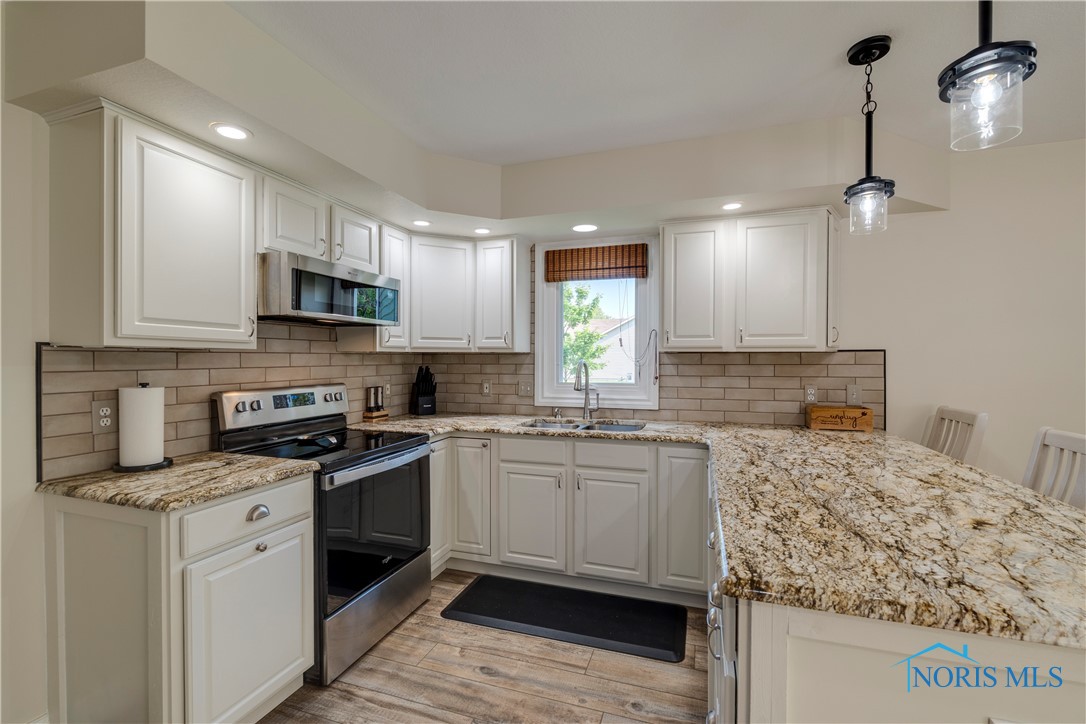 2044 Silverpine Court, Toledo, Ohio image 17