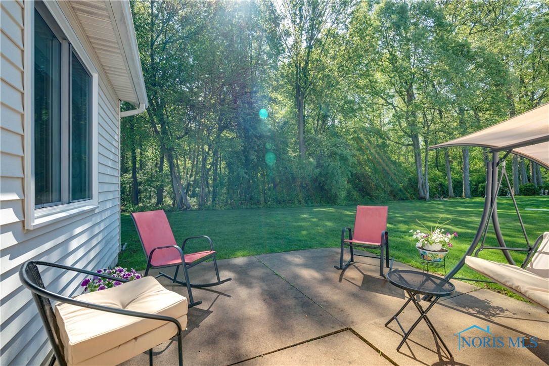 2044 Silverpine Court, Toledo, Ohio image 23
