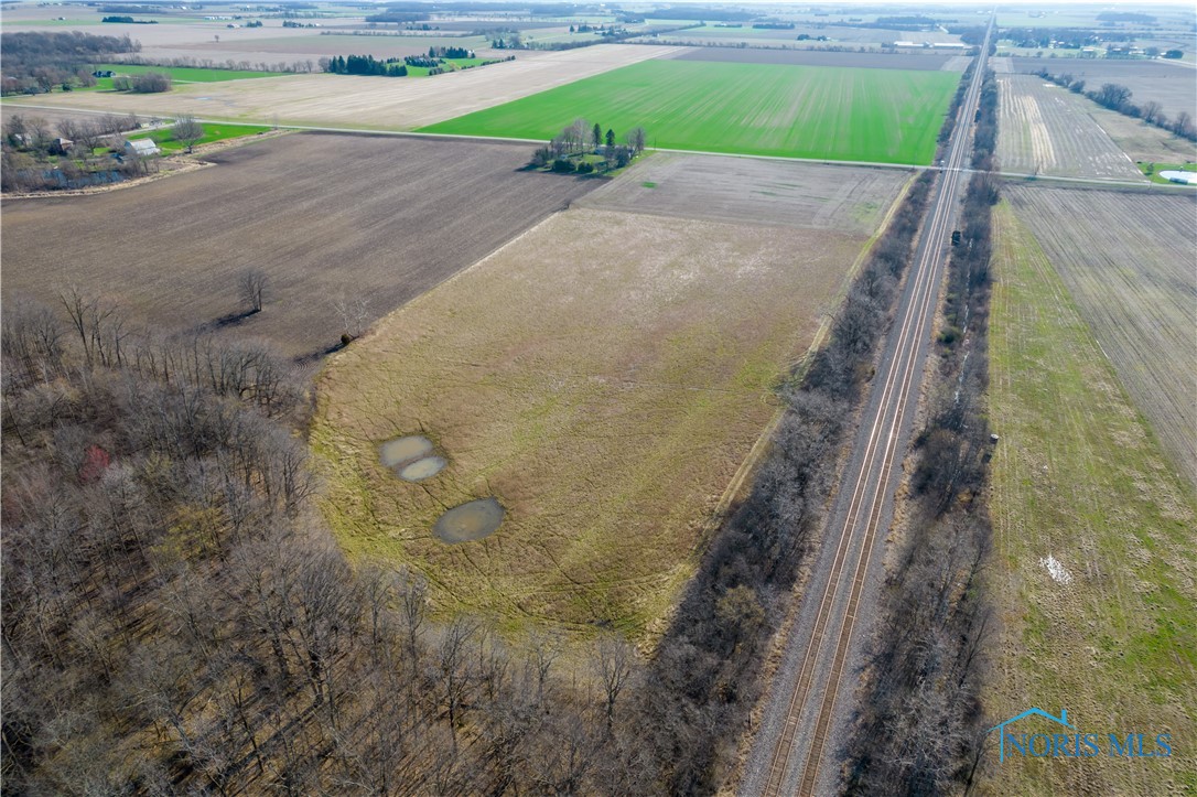 Eagleville Road, North Baltimore, Ohio image 2
