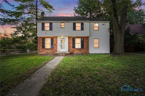 Photo of 3564 Rushland Avenue, Toledo, OH 43606 (MLS # 6136409)