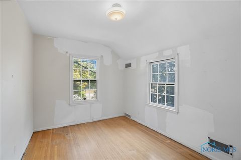 Tiny photo for 3564 Rushland Avenue, Toledo, OH 43606 (MLS # 6136409)
