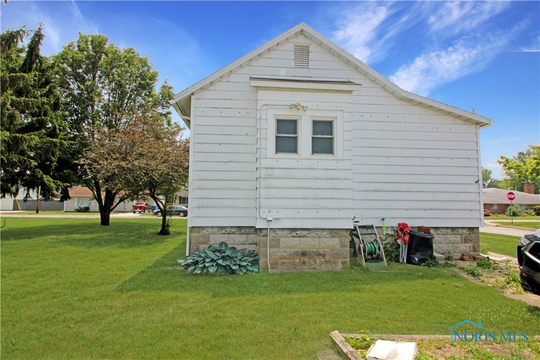 1201 E 3rd Street, Port Clinton, Ohio image 7