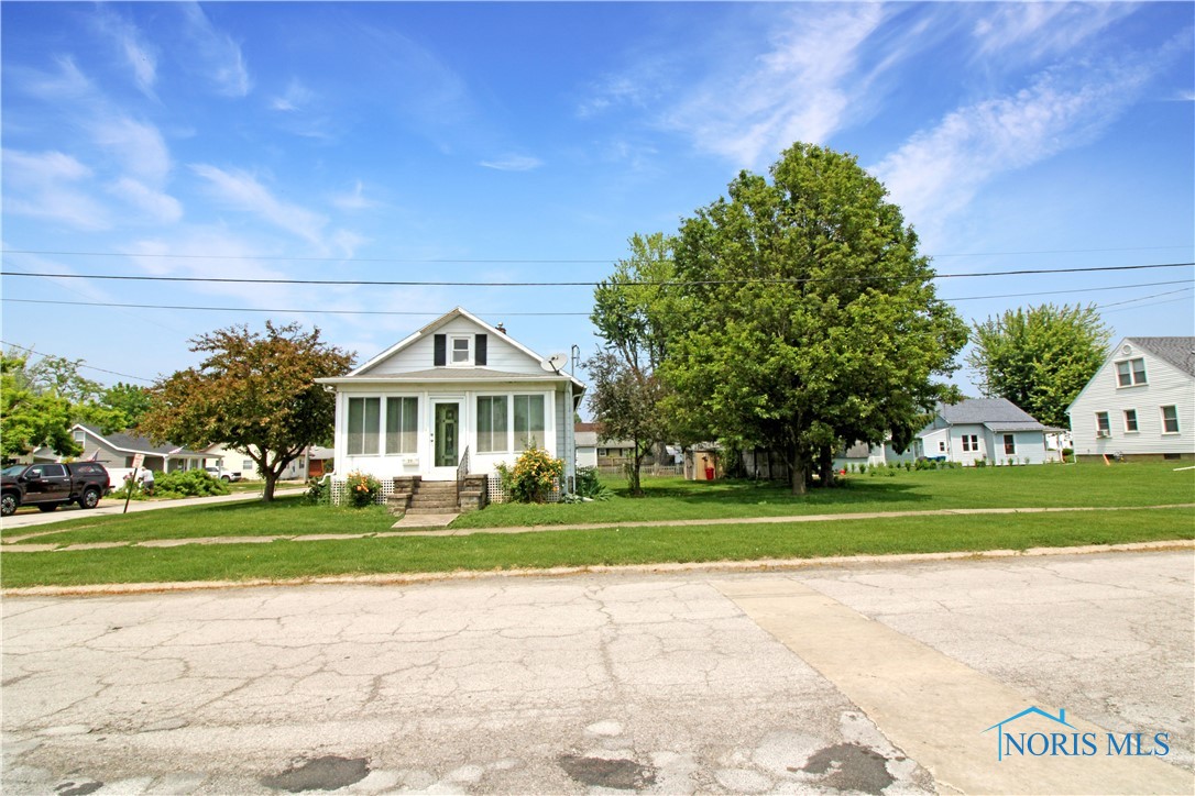 1201 E 3rd Street, Port Clinton, Ohio image 4