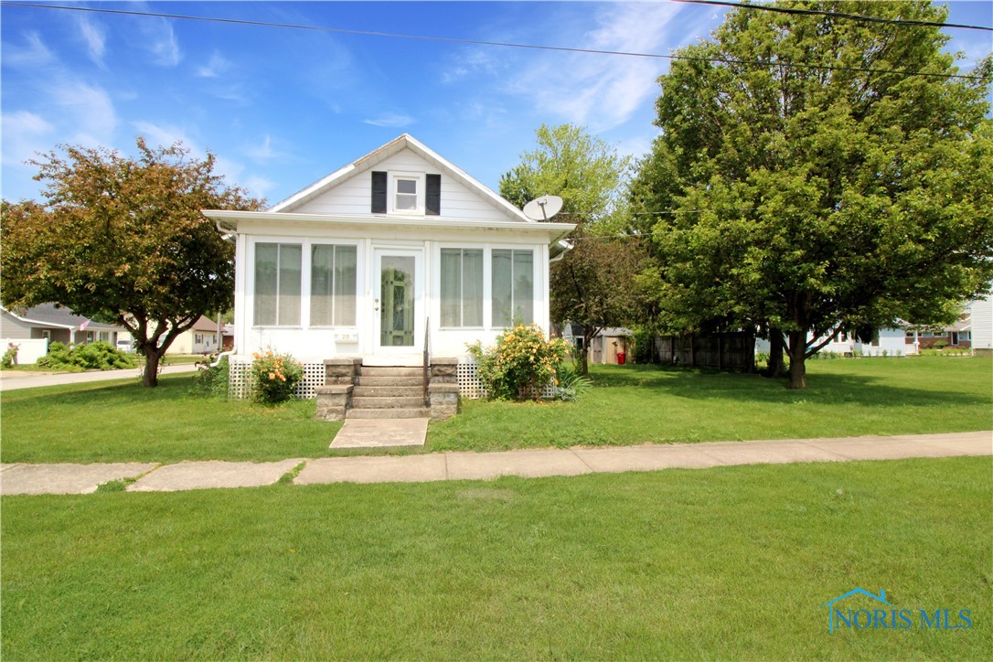 1201 E 3rd Street, Port Clinton, Ohio image 2