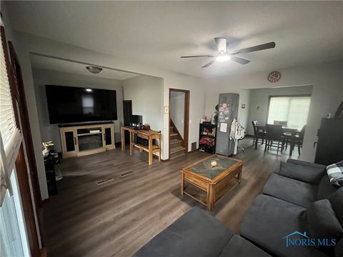 Tiny photo for 605 Waverly Avenue, Toledo, OH 43607 (MLS # 6136895)