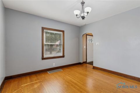 Tiny photo for 420 1st Street, Findlay, OH 45840 (MLS # 6136305)