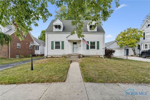 Tiny photo for 420 1st Street, Findlay, OH 45840 (MLS # 6136305)
