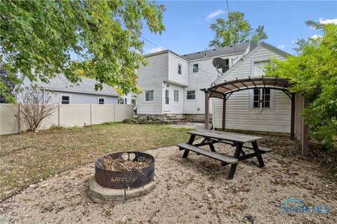 Tiny photo for 420 1st Street, Findlay, OH 45840 (MLS # 6136305)