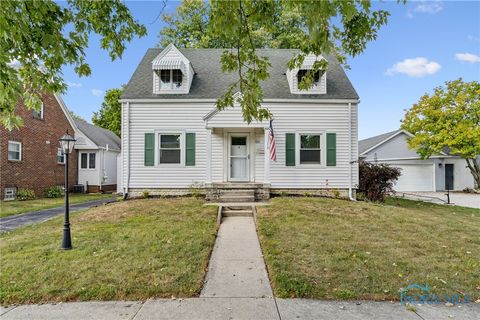 Tiny photo for 420 1st Street, Findlay, OH 45840 (MLS # 6136305)