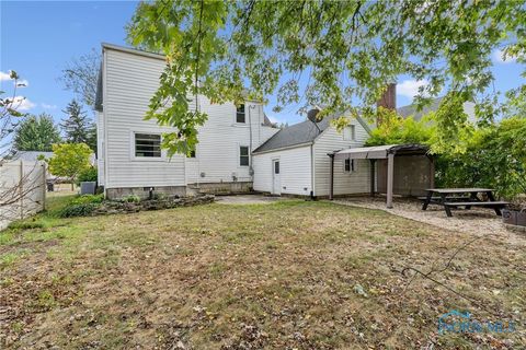 Tiny photo for 420 1st Street, Findlay, OH 45840 (MLS # 6136305)