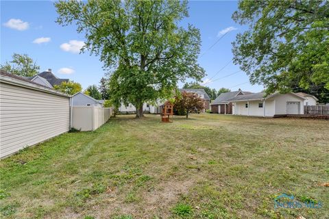 Tiny photo for 420 1st Street, Findlay, OH 45840 (MLS # 6136305)