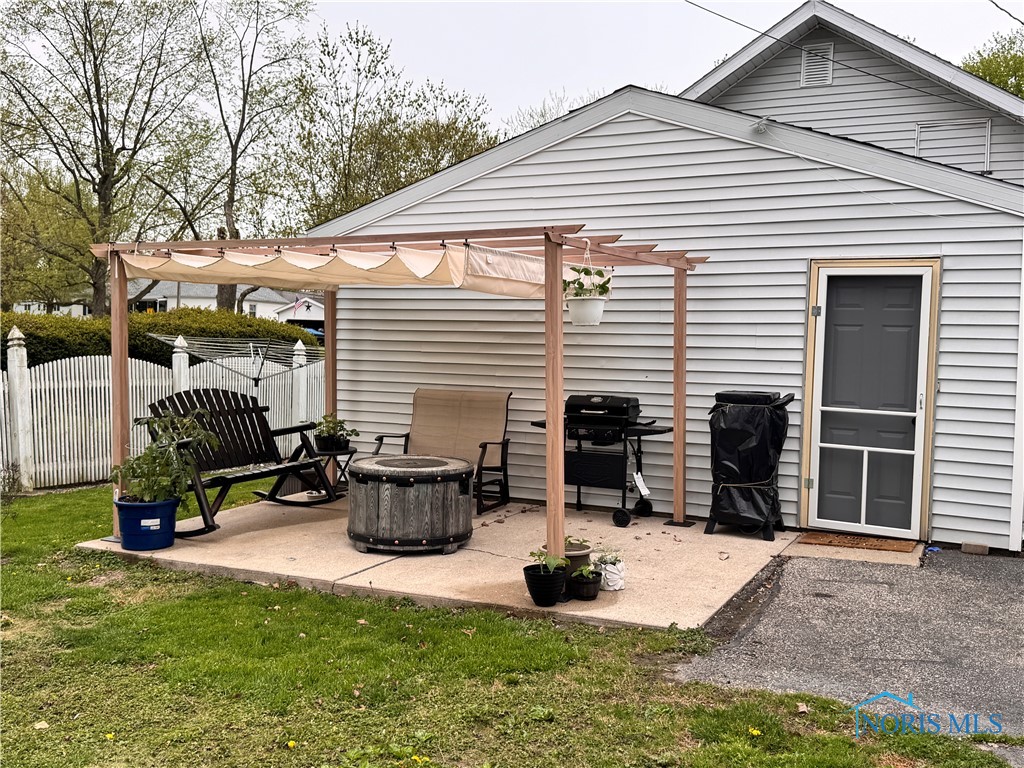 625 Noble Drive, Bryan, Ohio image 3