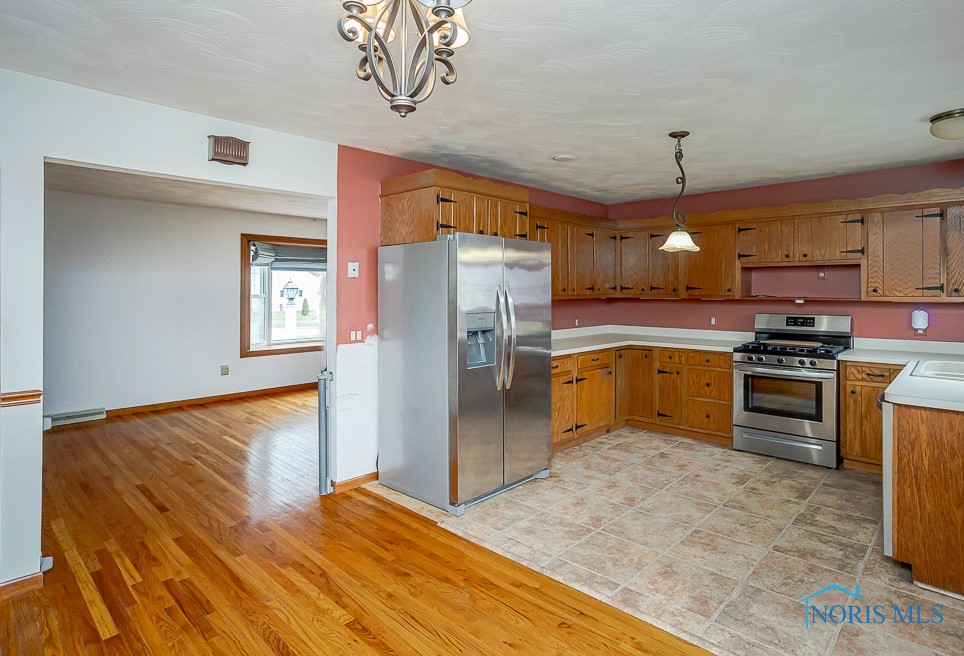 3808 Donegal Drive, Toledo, Ohio image 15
