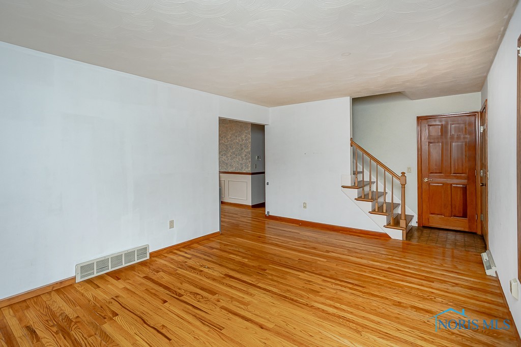 3808 Donegal Drive, Toledo, Ohio image 7