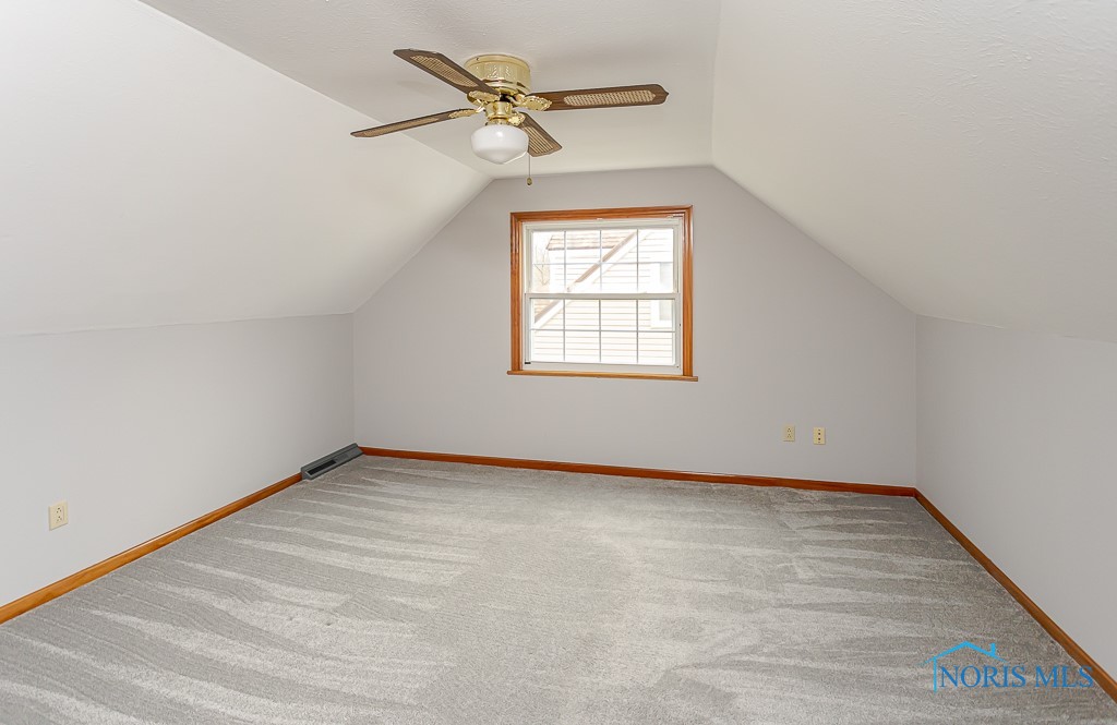 3808 Donegal Drive, Toledo, Ohio image 29