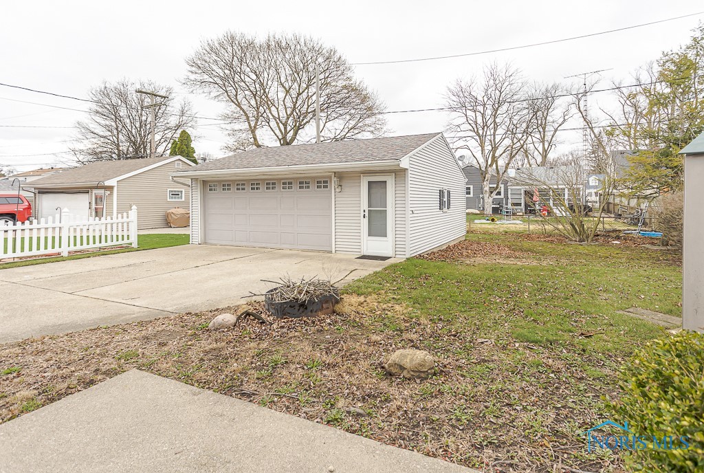 3808 Donegal Drive, Toledo, Ohio image 35