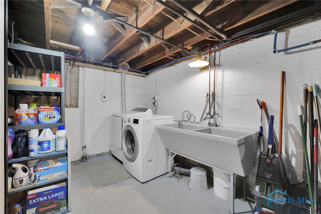 2923 Powhattan Parkway, Toledo, Ohio image 24