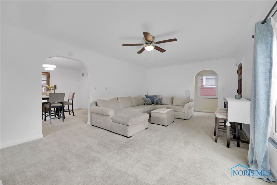 2923 Powhattan Parkway, Toledo, Ohio image 4
