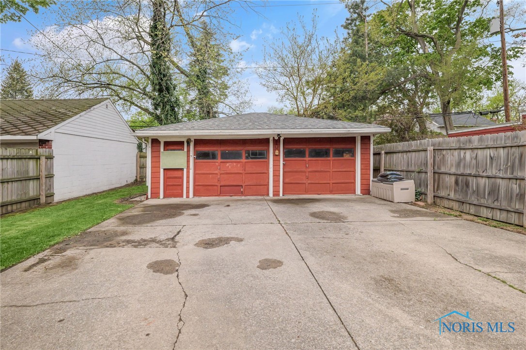 2923 Powhattan Parkway, Toledo, Ohio image 26