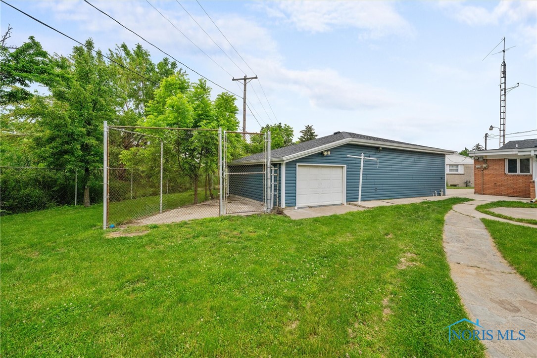 6005 Bahiamar Road, Toledo, Ohio image 29