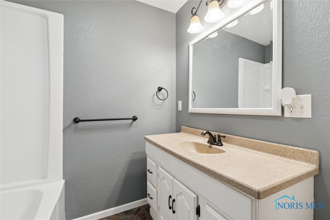 10540 Veler Road, Curtice, Ohio image 36