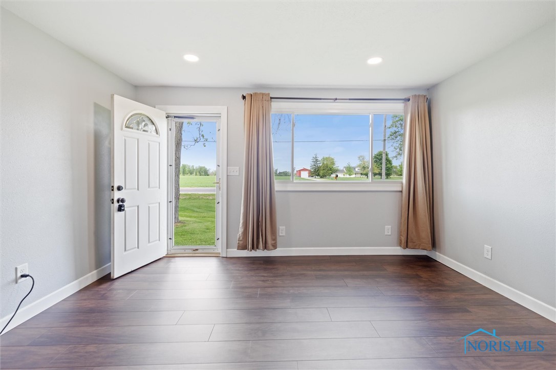 10540 Veler Road, Curtice, Ohio image 10