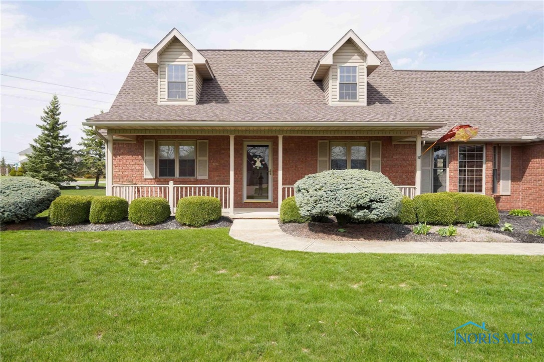 2028 Lakeland Drive, Findlay, Ohio image 2
