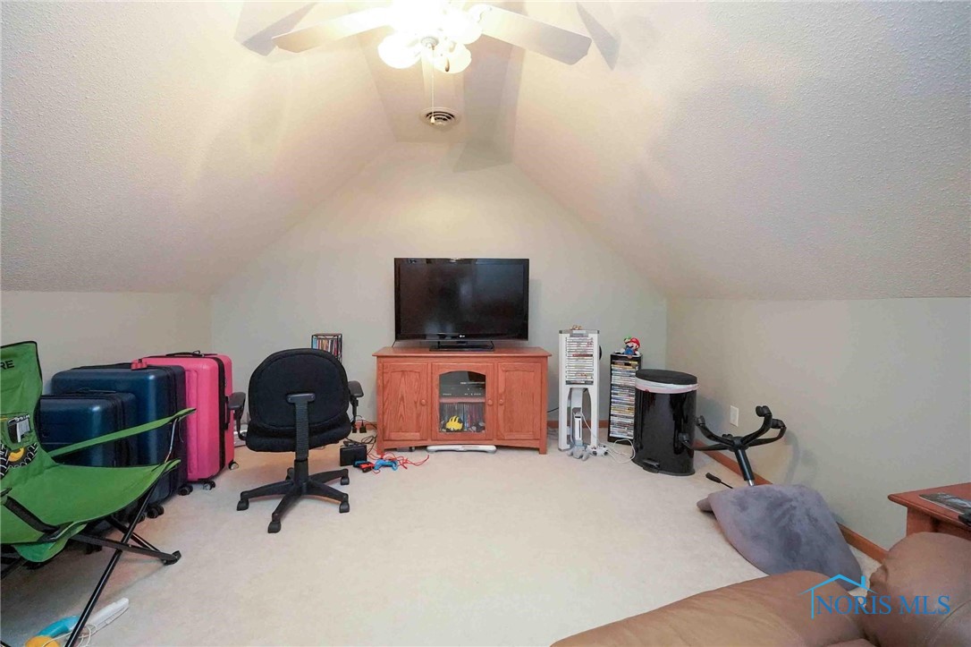 2028 Lakeland Drive, Findlay, Ohio image 38