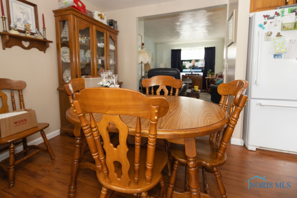 2443 Bedford Lane, Northwood, Ohio image 11