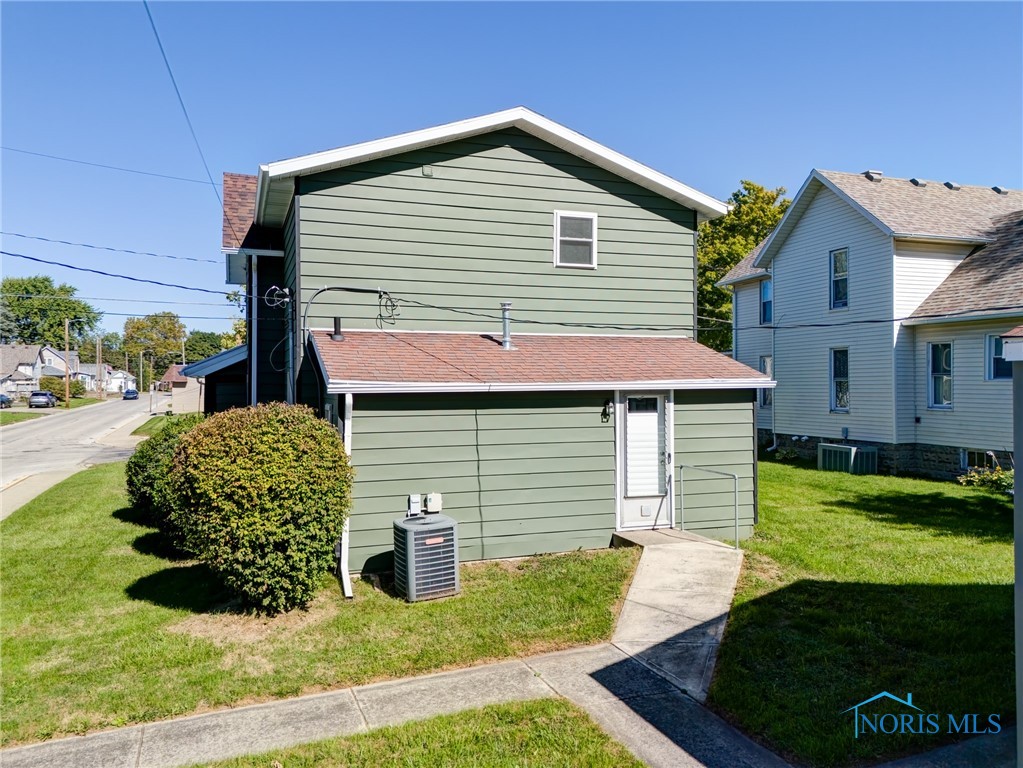 202 Georgia Avenue, Bowling Green, Ohio image 6