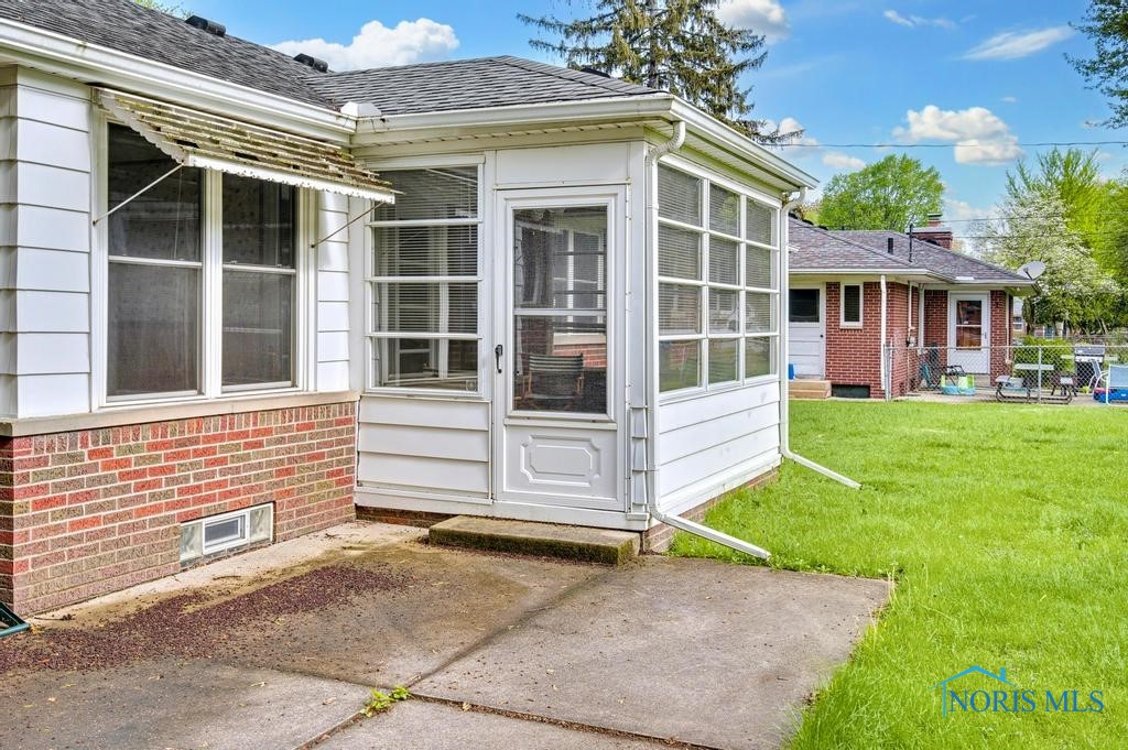 2838 Isha Laye Way, Toledo, Ohio image 47